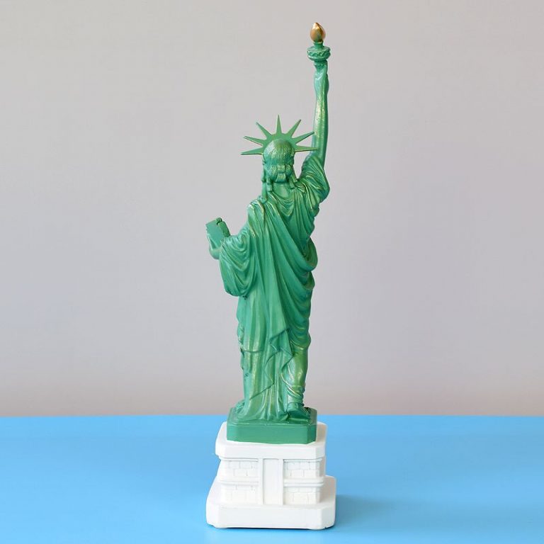 American USA New York Resin Statue of Liberty Replica Model Free