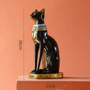 Creative desk statue of Egyptian cat
