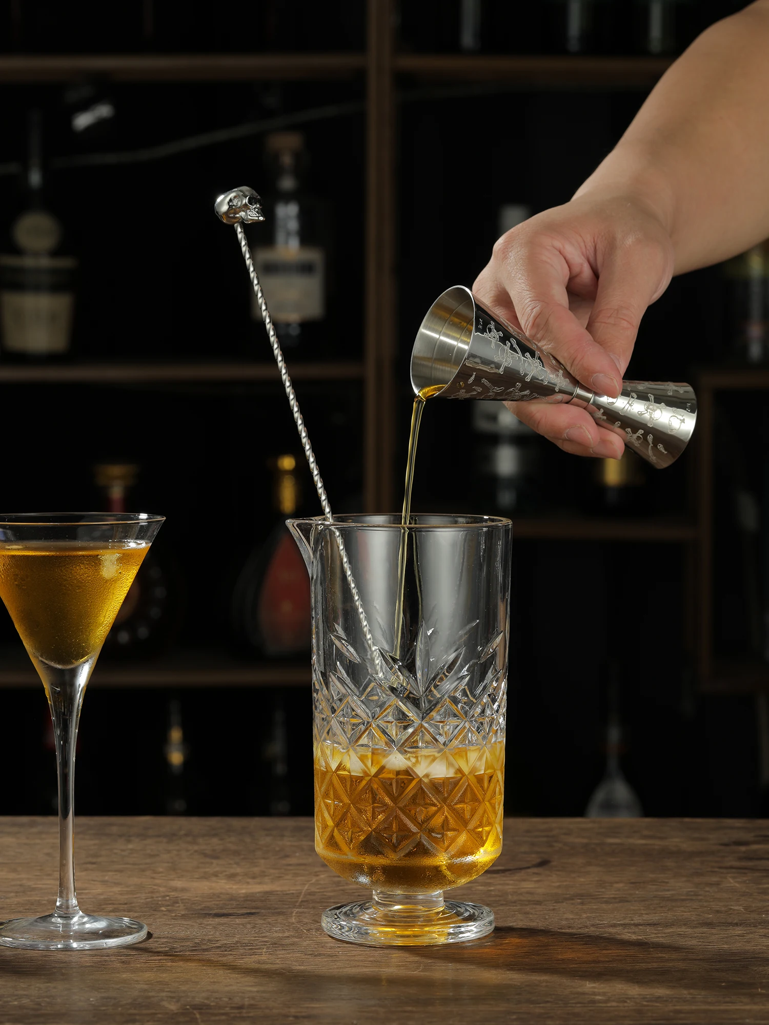 Japanese Style Stainless Steel Cocktail Jigger for Bartenders - Image 3