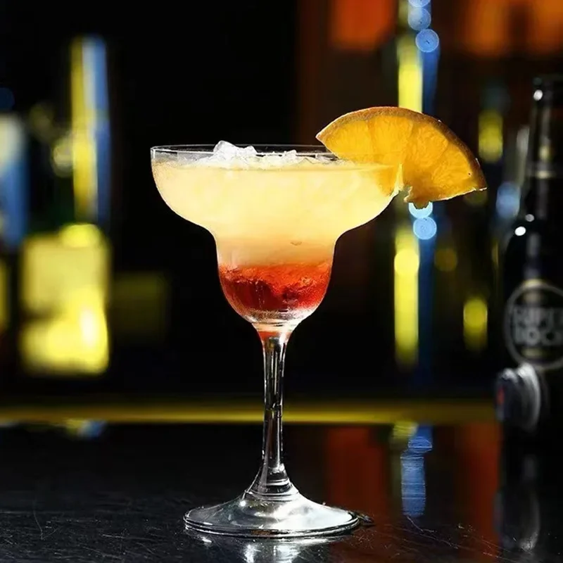 Triangle Martini Cocktail Glass – Creative Tall Bar Glass - Image 2